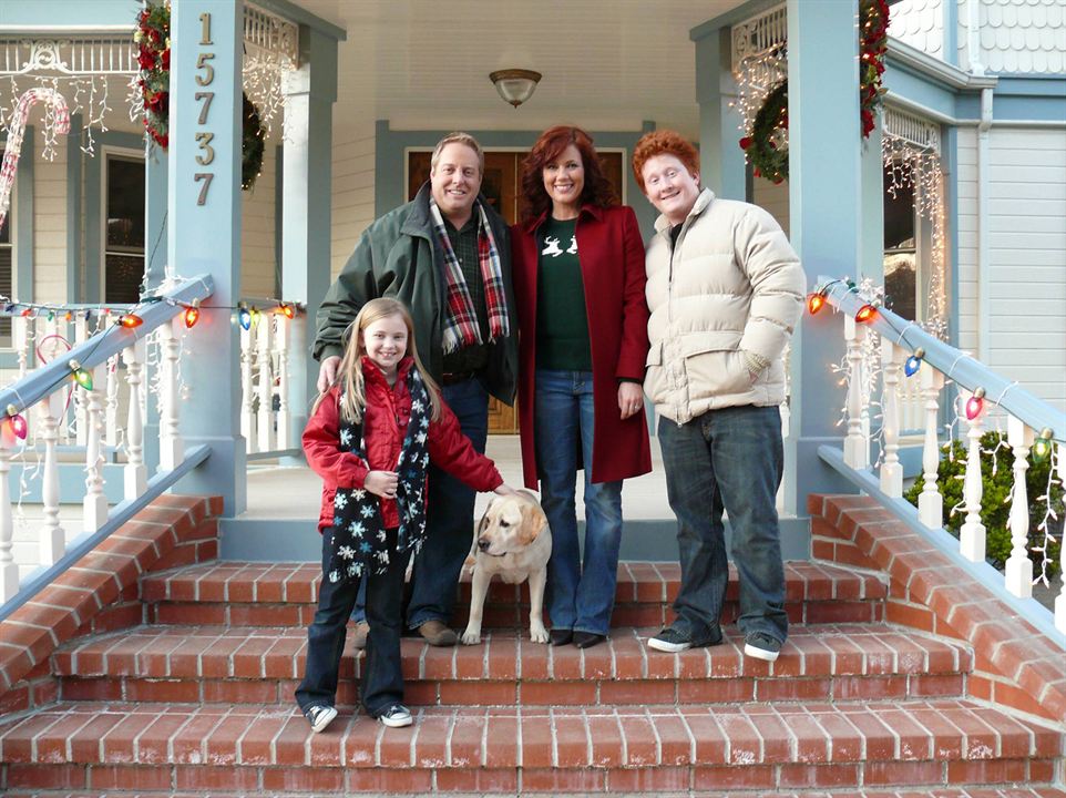 Le Chien qui a sauvé Noël : Photo Charlie Stewart, Elisa Donovan, Gary Valentine, Sierra McCormick