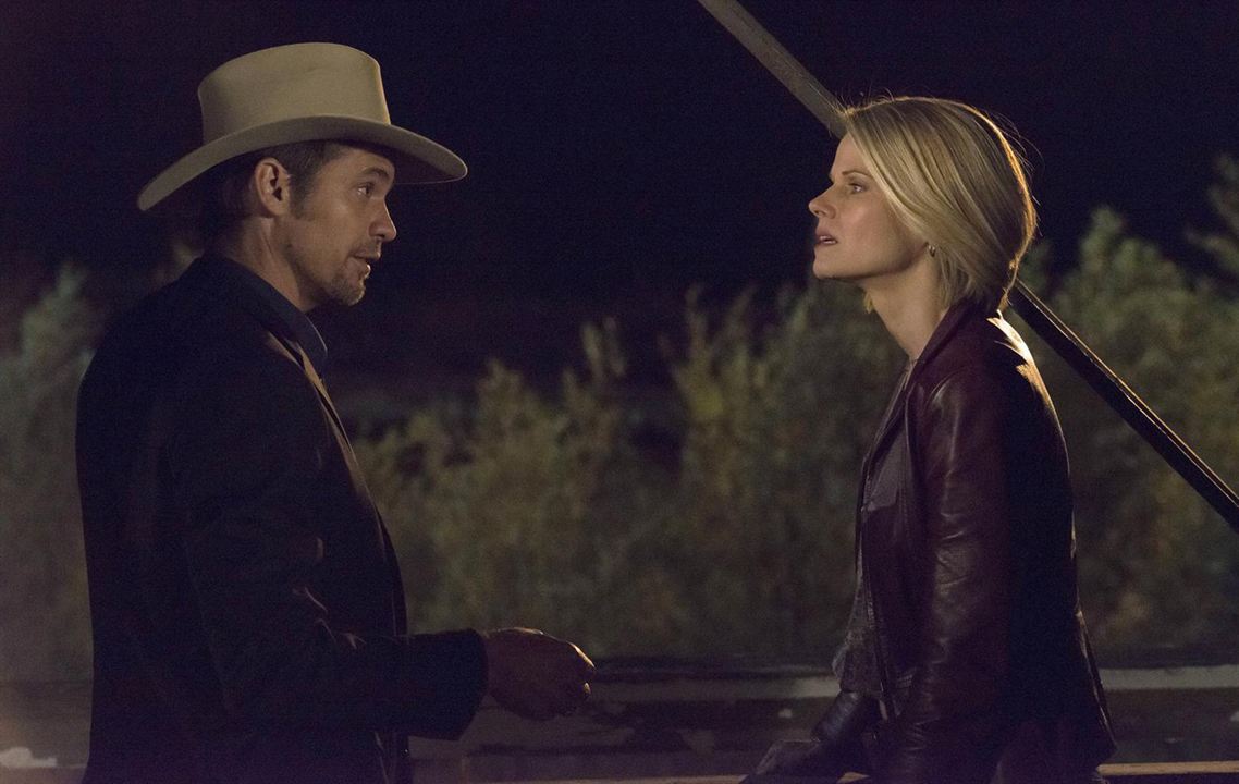 Justified : Photo Joelle Carter, Timothy Olyphant