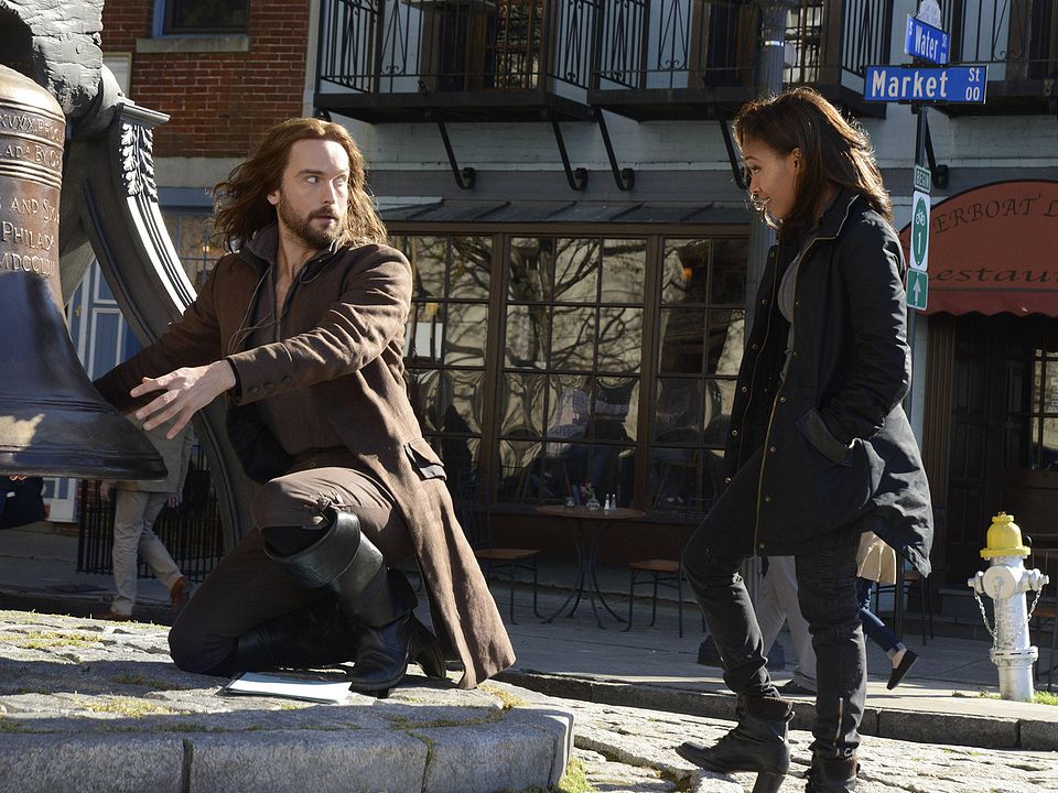 Sleepy Hollow : Photo Nicole Beharie, Tom Mison