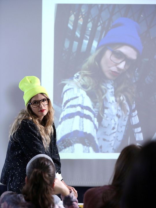 Filles d'aujourd'hui : Photo Laurence Arné