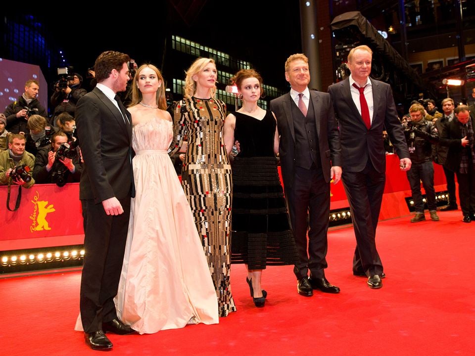 Cendrillon : Photo promotionnelle Stellan Skarsgård, Kenneth Branagh, Cate Blanchett, Richard Madden, Lily James, Helena Bonham Carter