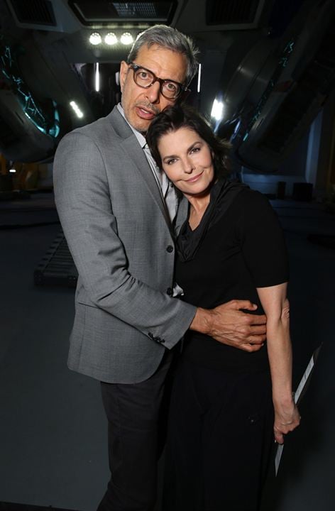 Independence Day : Resurgence : Photo promotionnelle Sela Ward, Jeff Goldblum