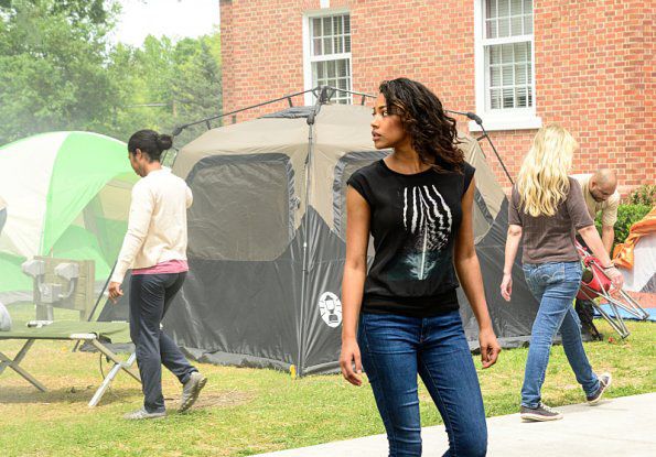 Under The Dome : Photo Kylie Bunbury