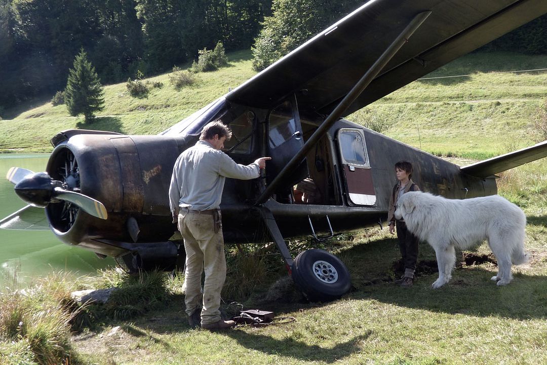 Belle et Sébastien : L'aventure continue : Photo Thierry Neuvic, Félix Bossuet