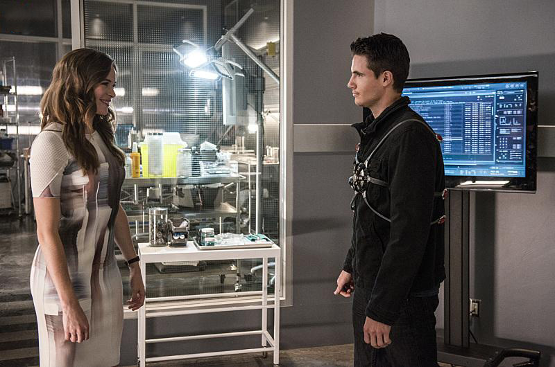 Flash (2014) : Photo Robbie Amell, Danielle Panabaker