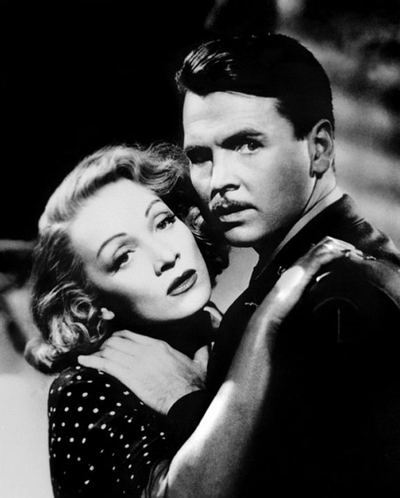 La Scandaleuse de Berlin : Photo Marlene Dietrich, John Lund
