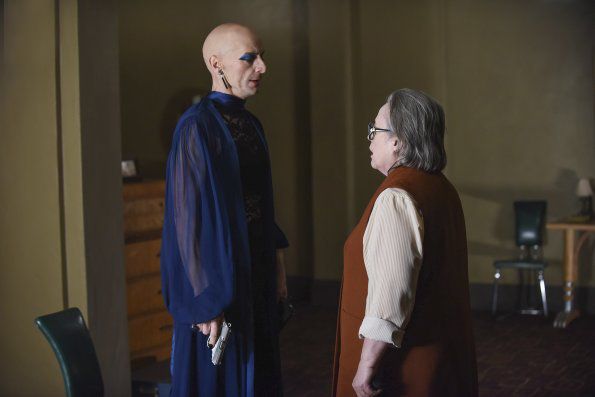 American Horror Story : Photo Denis O'Hare, Kathy Bates