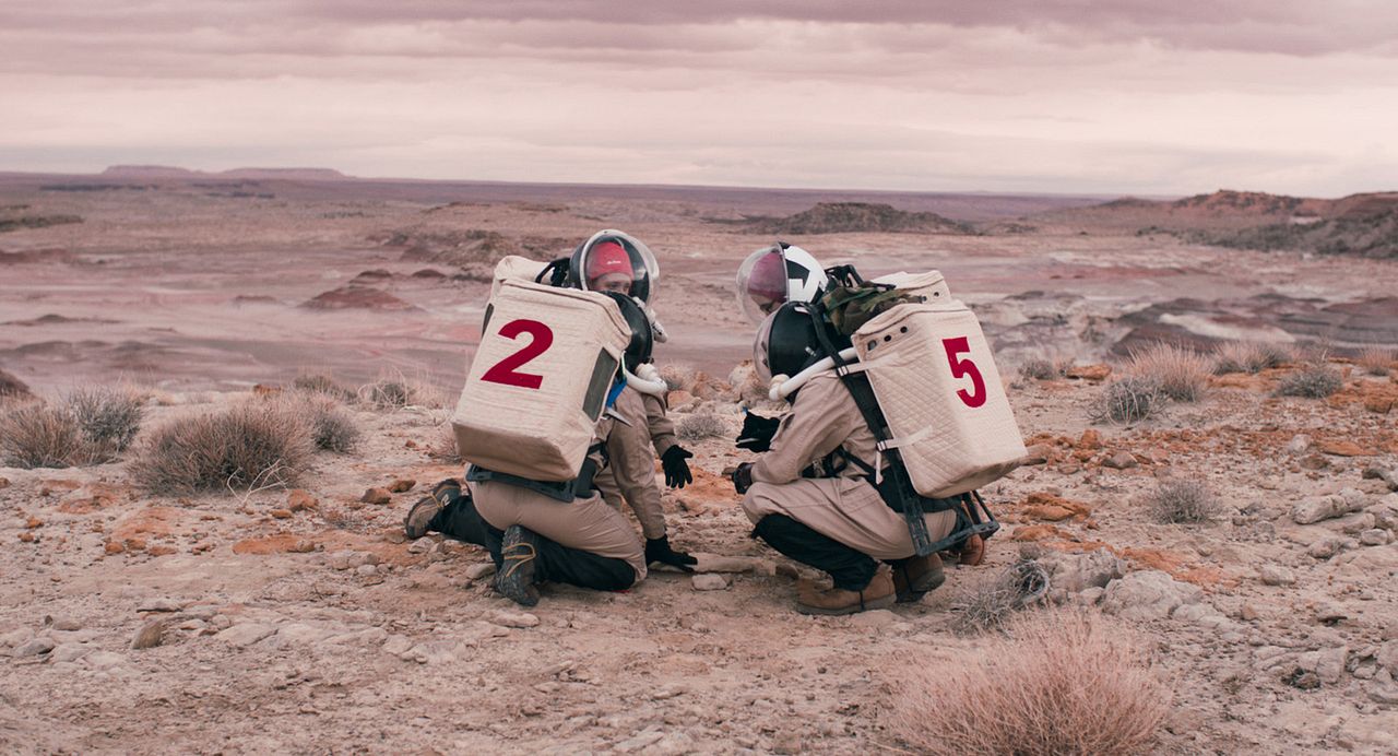 Above and Below : Photo