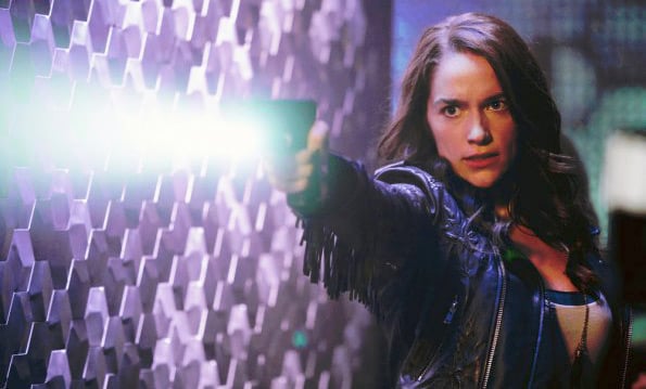 Wynonna Earp : Photo Melanie Scrofano