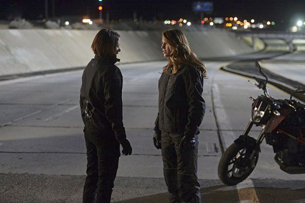 Supergirl : Photo Chyler Leigh, Melissa Benoist