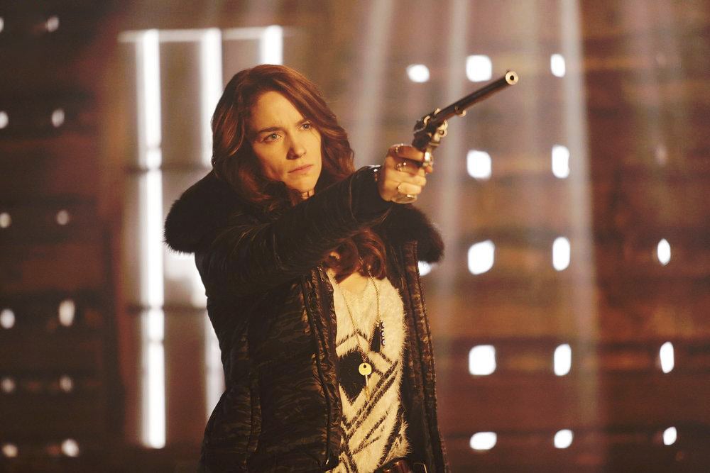 Wynonna Earp : Photo Melanie Scrofano