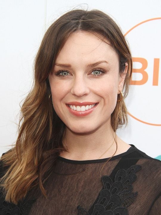 Affiche Jessica McNamee