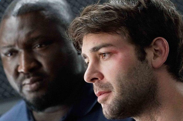 Zoo : Photo Nonso Anozie, James Wolk