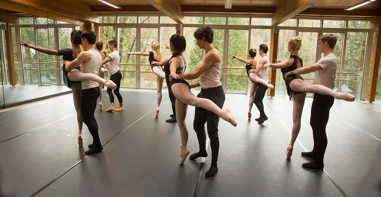 Center Stage: On Pointe : Photo