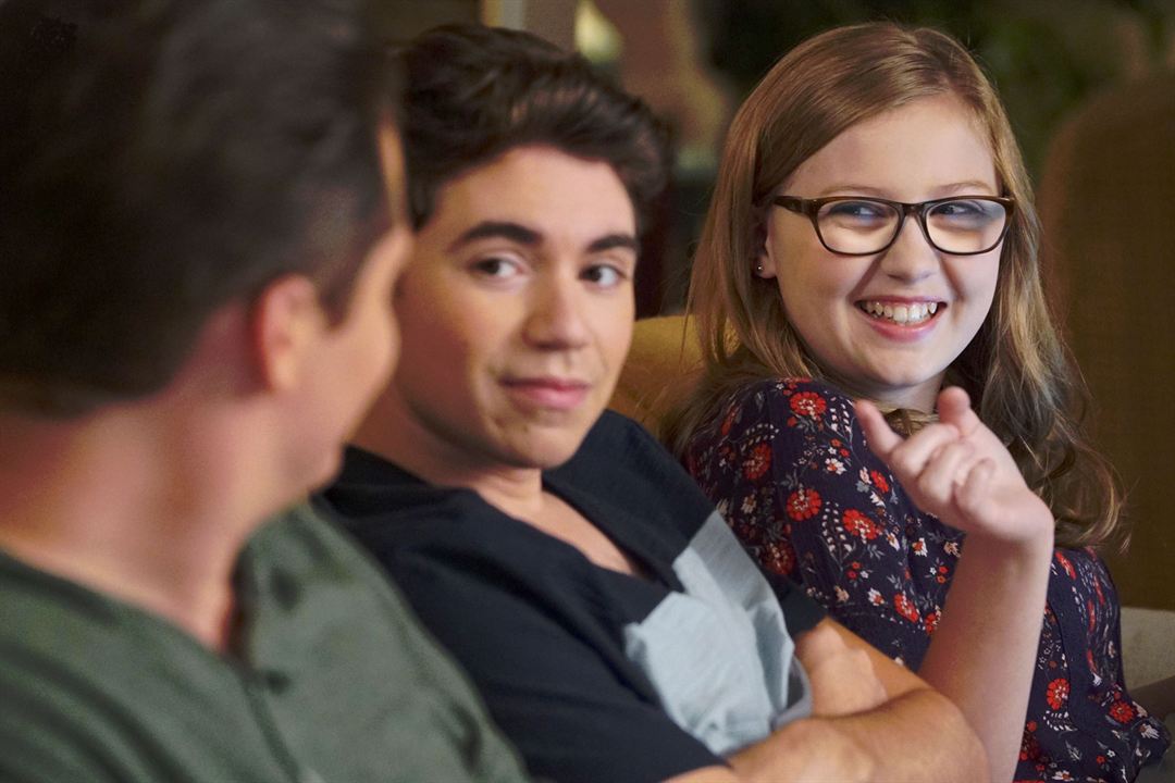 The Real O'Neals : Photo Bebe Wood, Noah Galvin