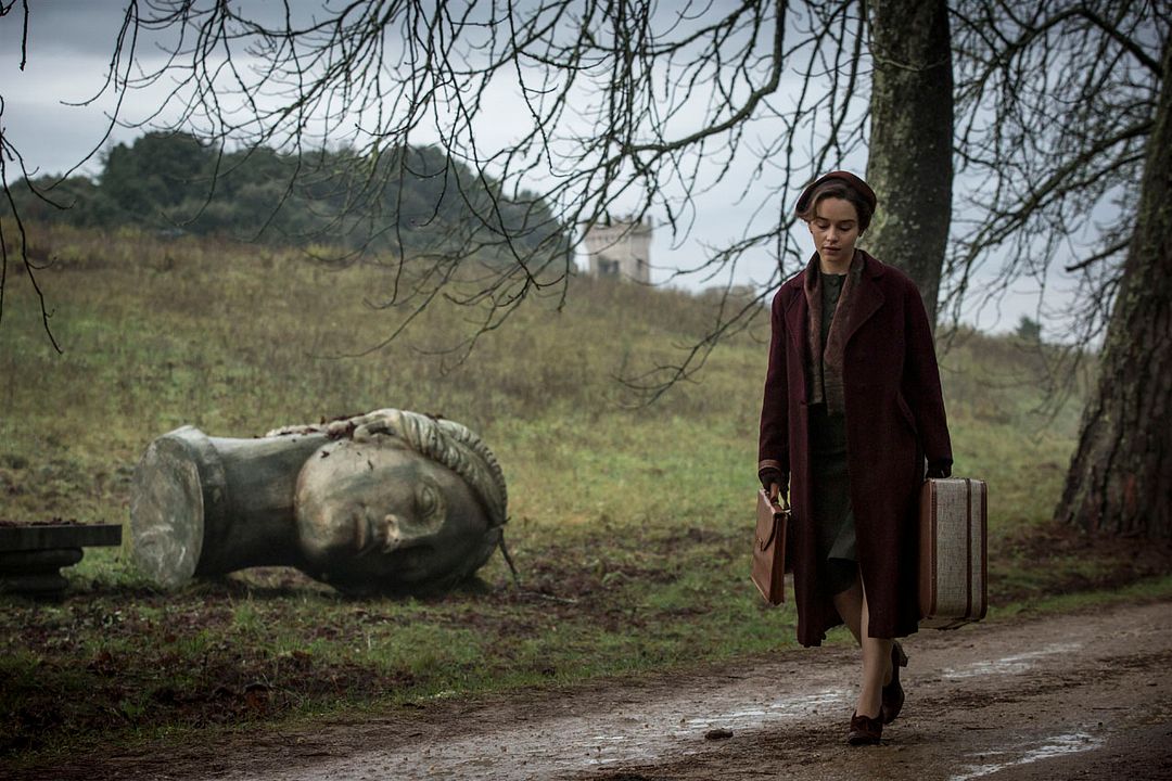 Voice From the Stone : Photo Emilia Clarke