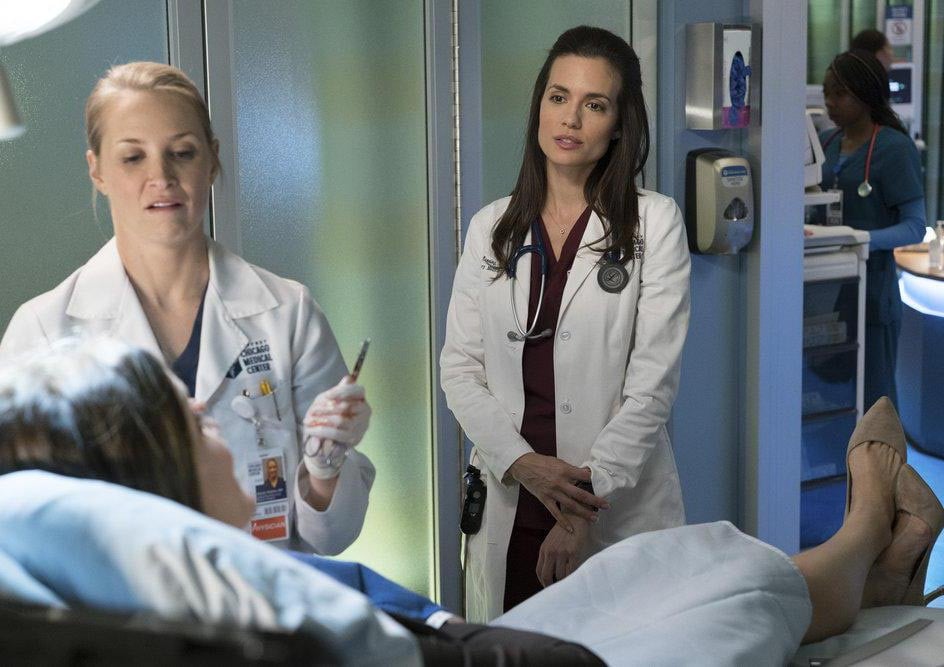 Chicago Med : Photo Torrey DeVitto