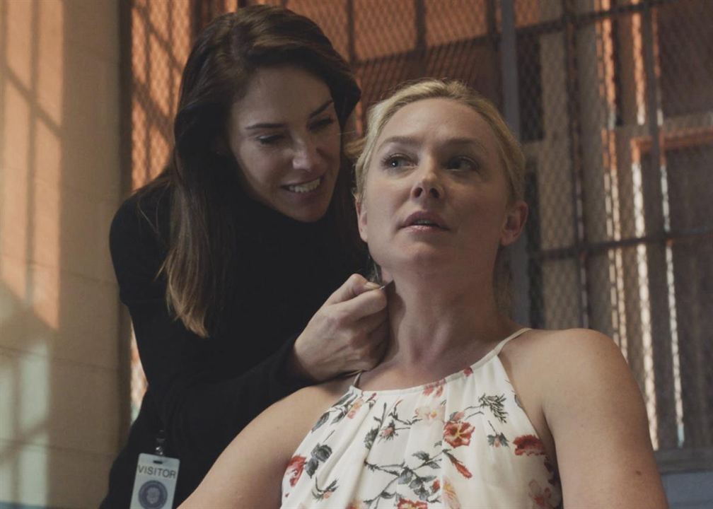 Hawaii Five-0 (2010) : Photo Claire Forlani, Elisabeth Röhm