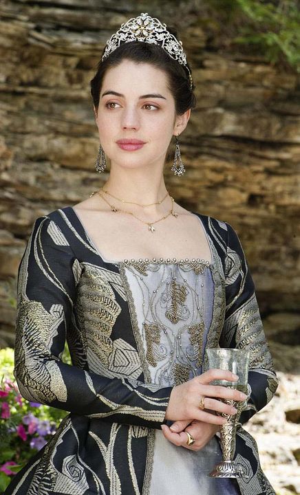 Reign : le destin d'une reine : Photo Adelaide Kane