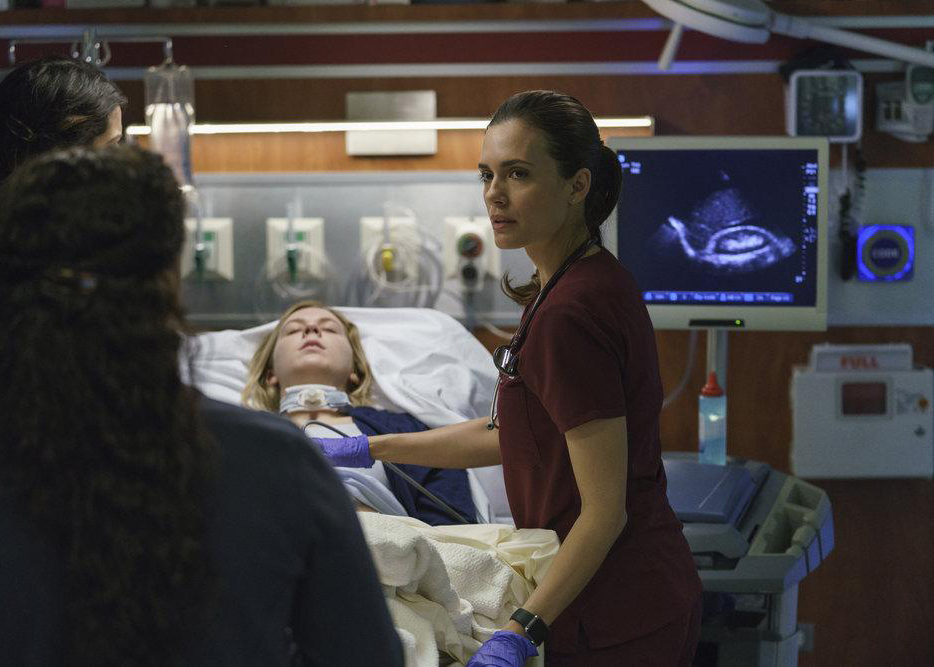 Chicago Med : Photo Torrey DeVitto