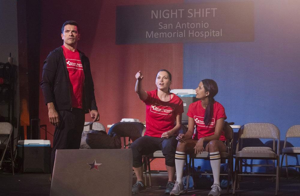 Night Shift : Photo Mark Consuelos, Jill Flint, Tanaya Beatty