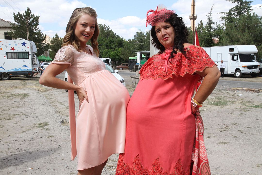 Ay Lav Yu Tuu : Photo