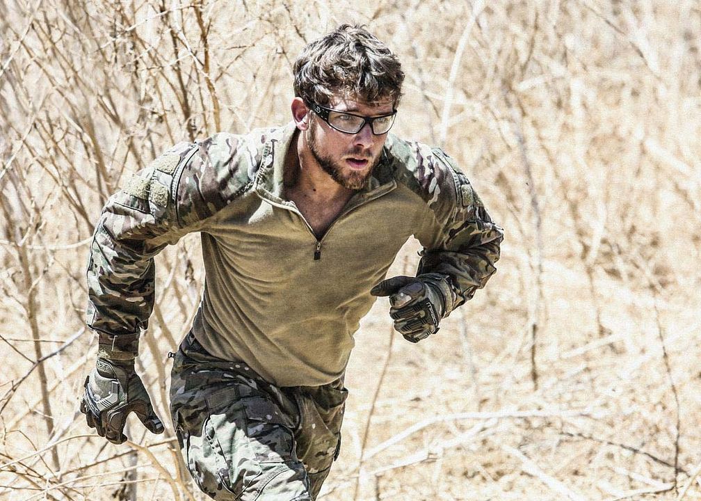 SEAL Team : Photo Max Thieriot