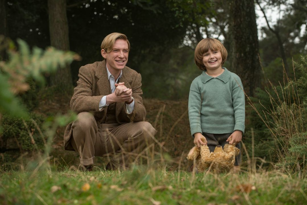 Goodbye Christopher Robin : Photo Domhnall Gleeson, Will Tilston