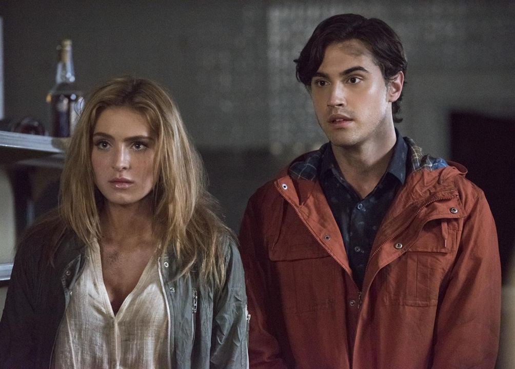 Freakish : Photo Ryan McCartan, Saxon Sharbino