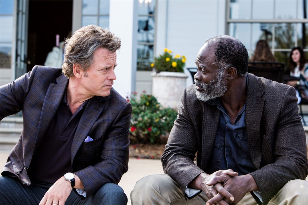 Ces différences qui nous rapprochent : Photo Djimon Hounsou, Greg Kinnear