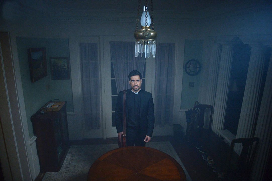 L'Exorciste : Photo Alfonso Herrera