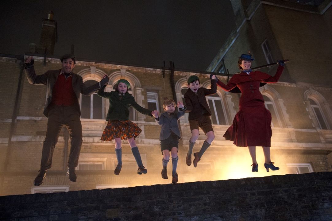 Le Retour de Mary Poppins : Photo Joel Dawson, Emily Blunt, Lin-Manuel Miranda, Pixie Davies, Nathanael Saleh