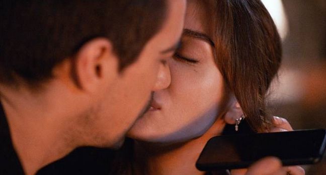 Price of Passion : Photo