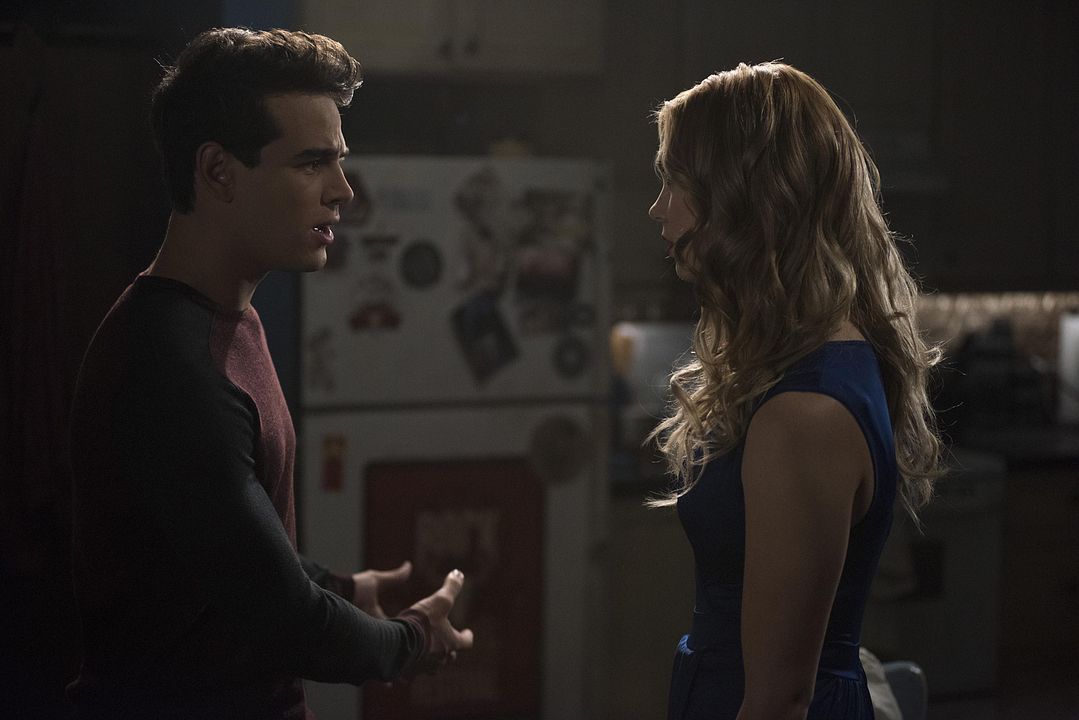 Shadowhunters : Photo Alberto Rosende, Tessa Mossey