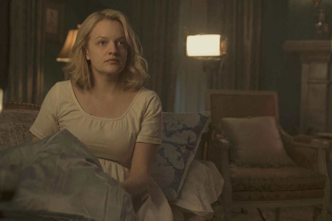 The Handmaid’s Tale : la servante écarlate : Photo Elisabeth Moss