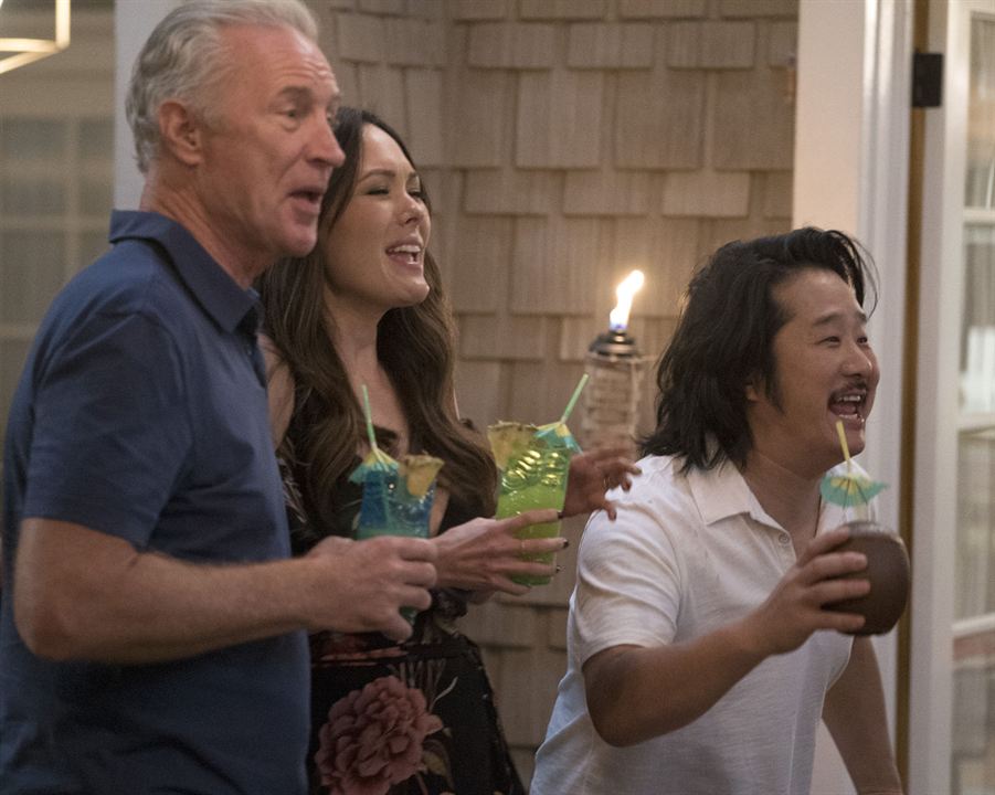 Splitting Up Together : Photo Bobby Lee, Lindsay Price, Geoffrey Pierson