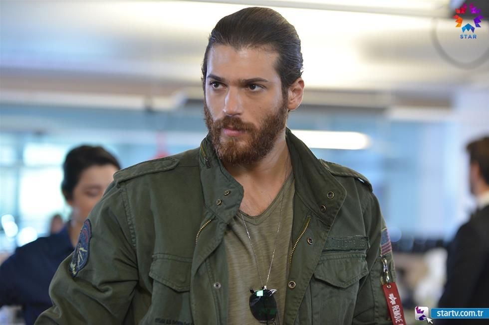 Photo Can Yaman