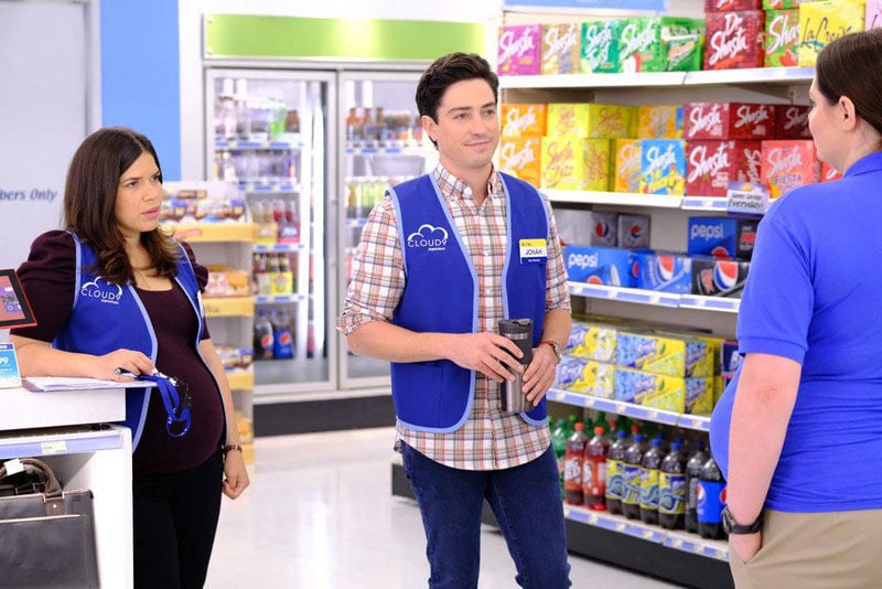 Superstore : Photo Ben Feldman, America Ferrera