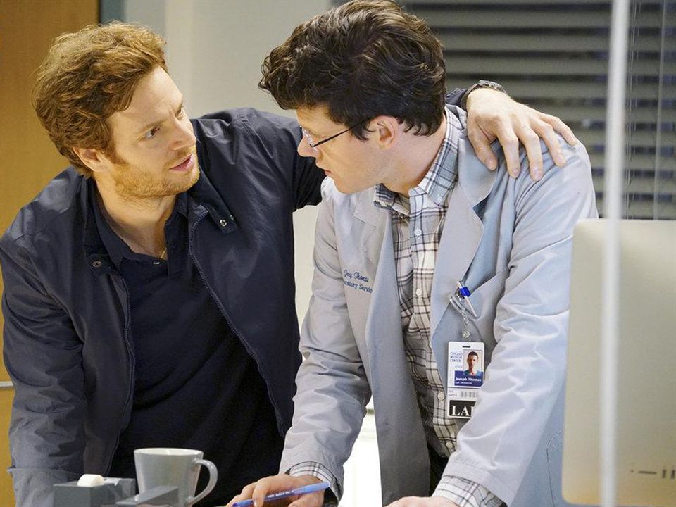 Chicago Med : Photo Peter Mark Kendall, Nick Gehlfuss