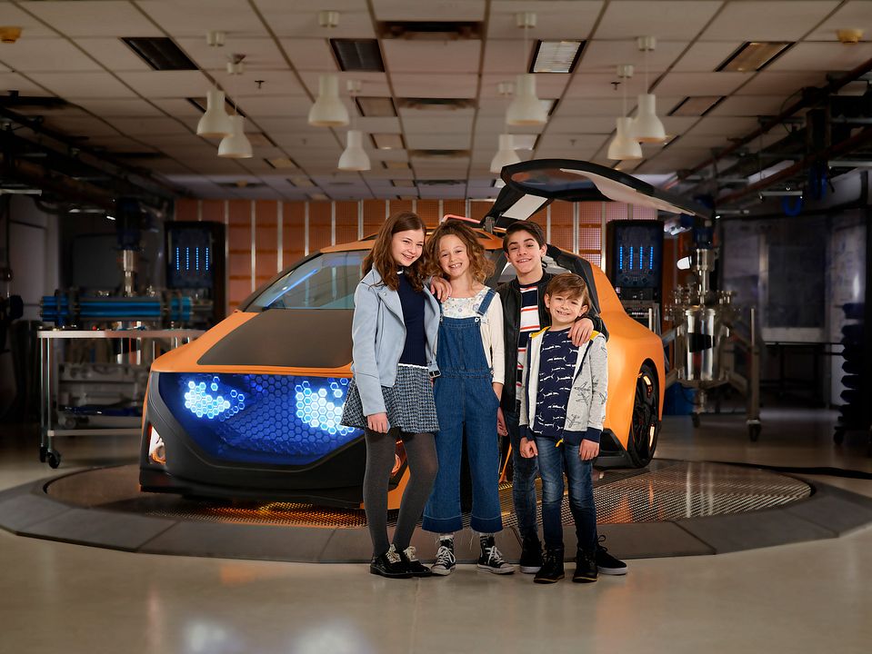 Photo Sofia Rosinsky, Brandon Rossel, Sophie Pollono, Winslow Fegley