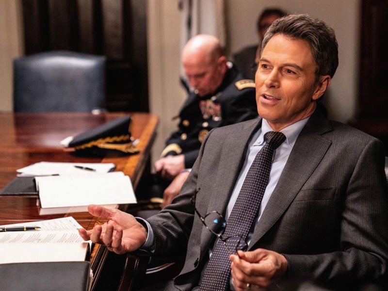 Madam Secretary : Photo Tim Daly
