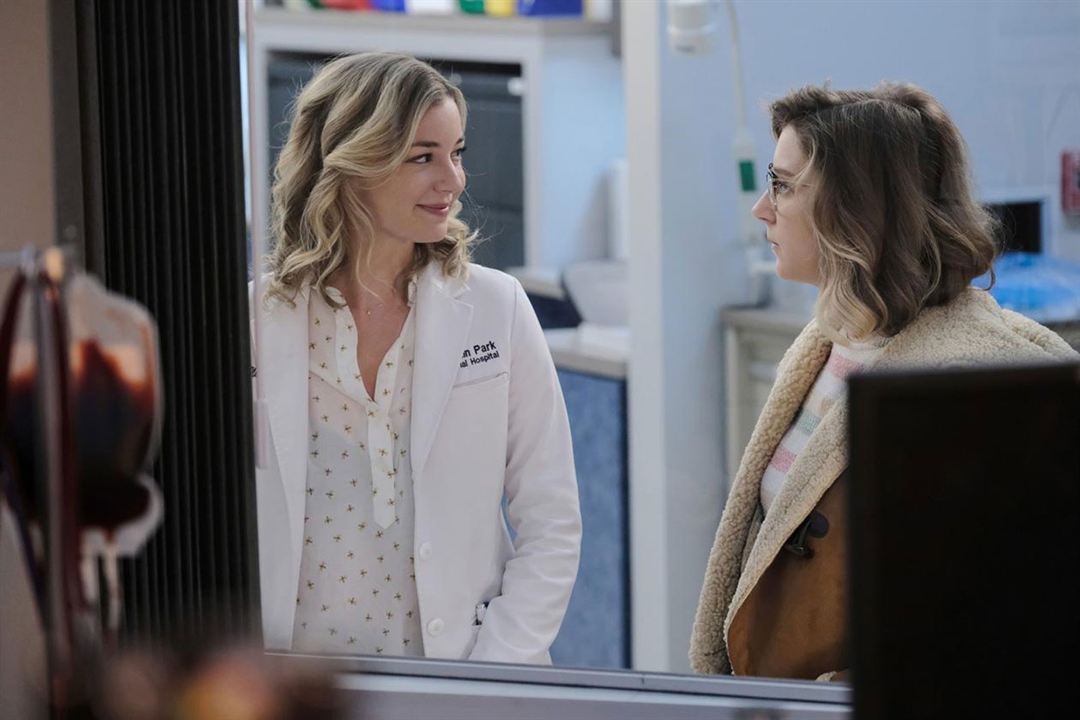 The Resident : Photo Emily VanCamp, Kimmy Shields