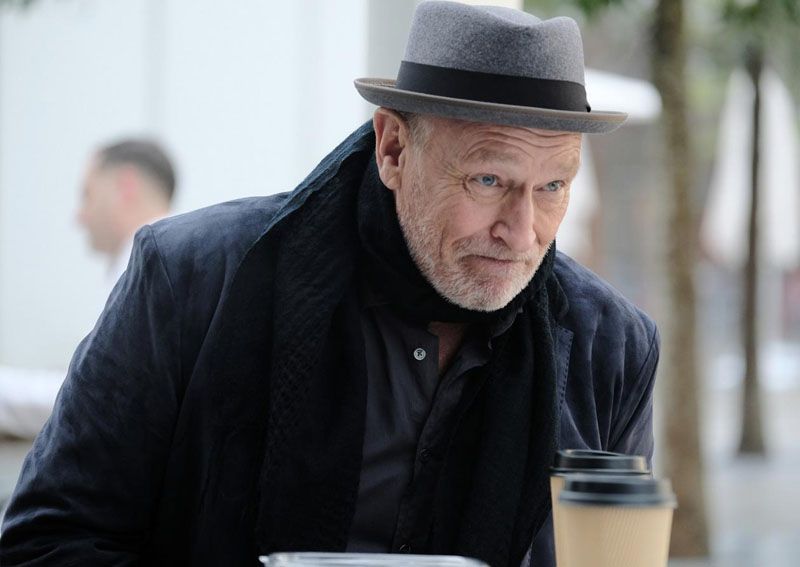 The Resident : Photo Corbin Bernsen