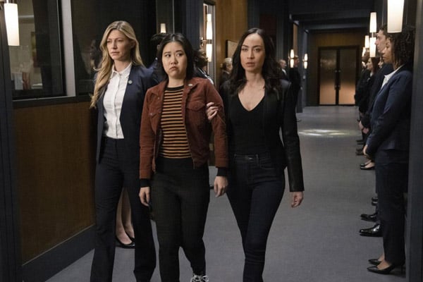 DC's Legends of Tomorrow : Photo Jes Macallan, Courtney Ford, Ramona Young