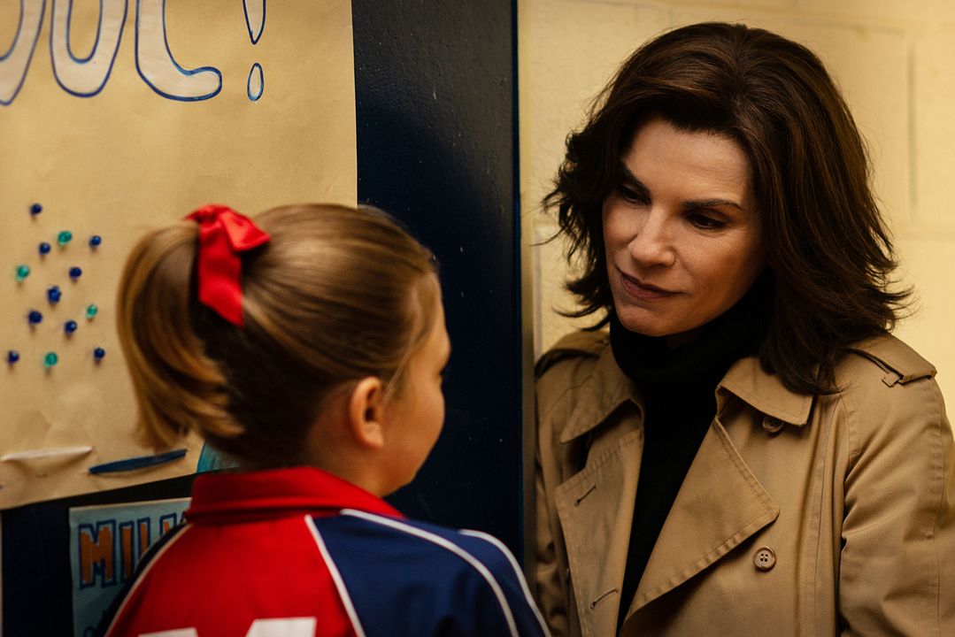 The Hot Zone : Photo Julianna Margulies