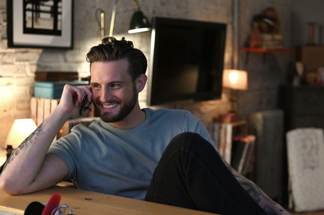 Younger : Photo Nico Tortorella