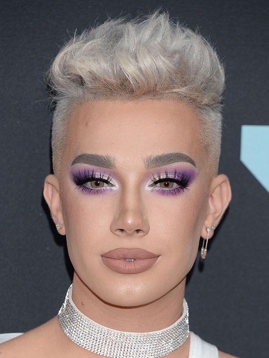 Affiche James Charles