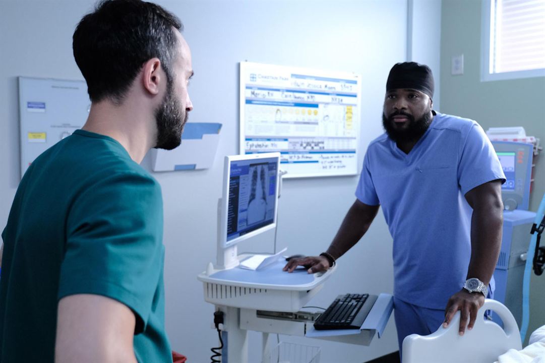 The Resident : Photo Malcolm-Jamal Warner, Tasso Feldman