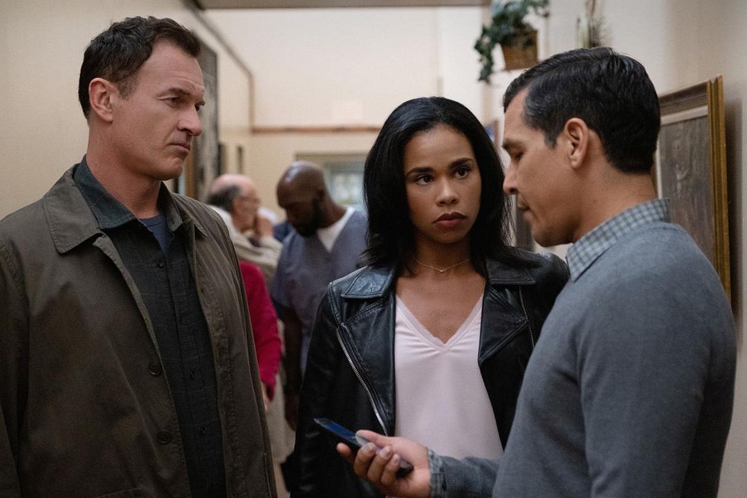 Most Wanted Criminals : Photo Julian McMahon, Roxy Sternberg, Nathaniel Arcand