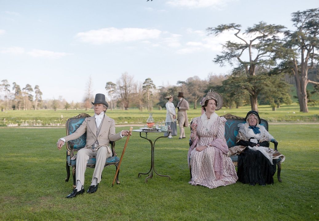 Emma. : Photo Bill Nighy